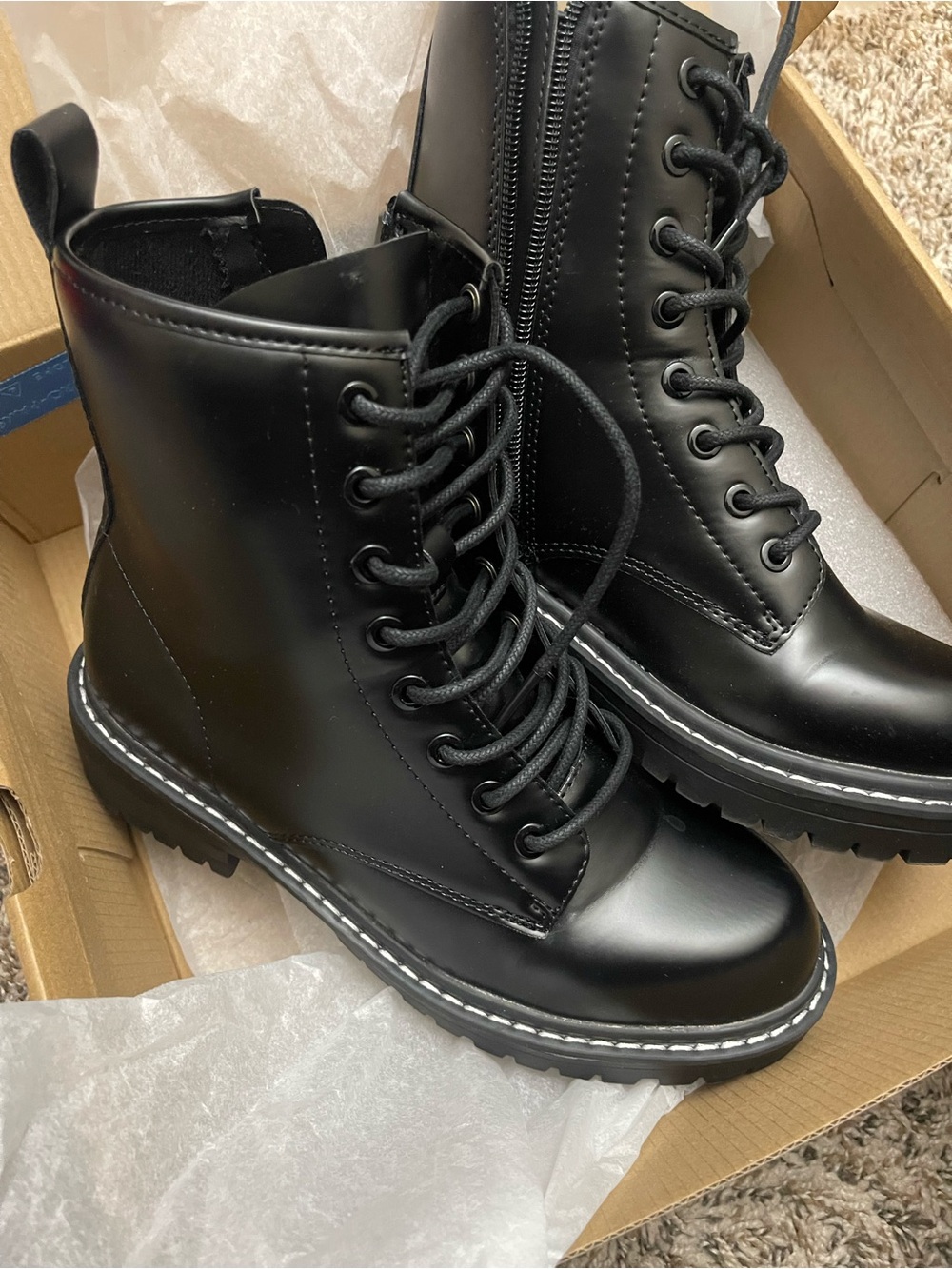 chic Black Lace-Up Combat Boots